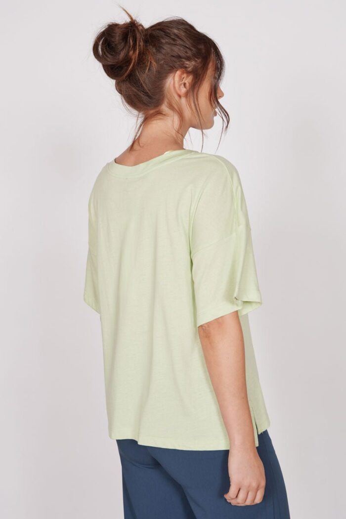 Ella Green Over Sized V Neck T-Shirt - Image 4